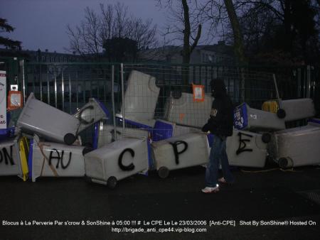 Blocus  La Perverie Par s'crow & SonShine  05 00 !!! 1
